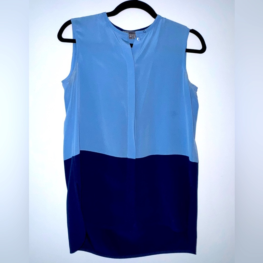 Vince Women’s Silk Sleeveless Blouse / Size XS